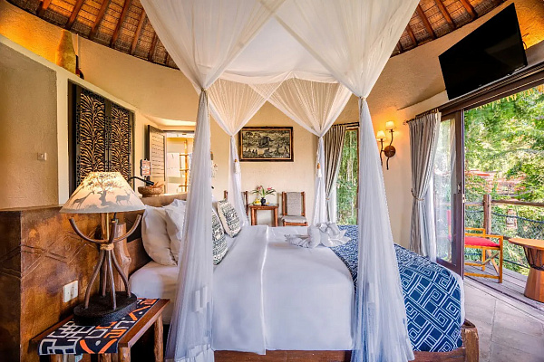 Mara River Safari Lodge