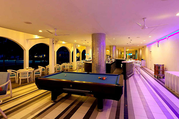 Trinco Blu by Cinnamon