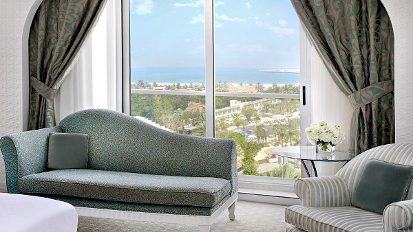 Habtoor Grand Beach Resort & Spa, Autograph Collection