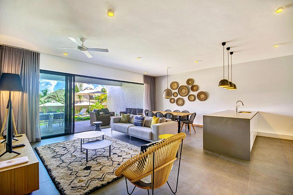 Mythic Suites & Villas