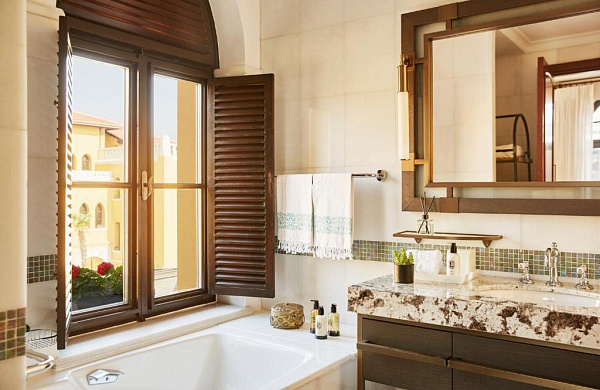 FOUR SEASONS ISTANBUL AT THE SULTANAHMET