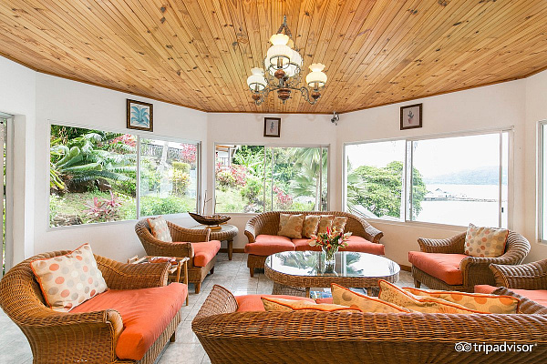 Chalet Cote Mer (Praslin) Chalet Cote Mer (Praslin)