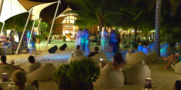 Holiday Inn Resort Kandooma Maldives