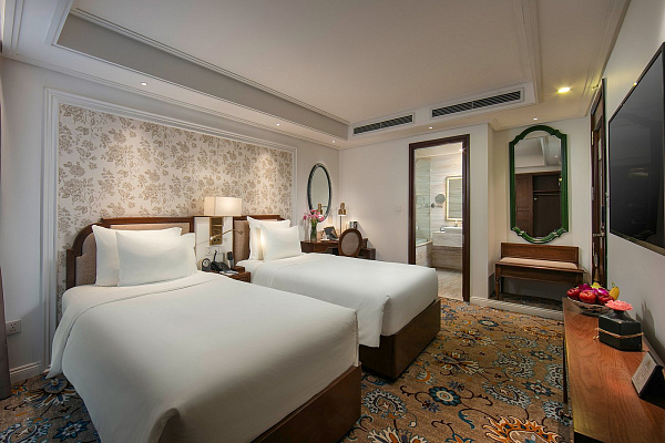 The Oriental Jade Hotel