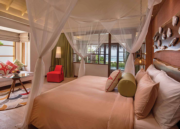 OBLU SELECT at Sangeli