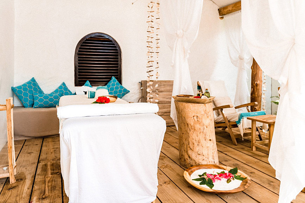 Bliss Hotel (Praslin)