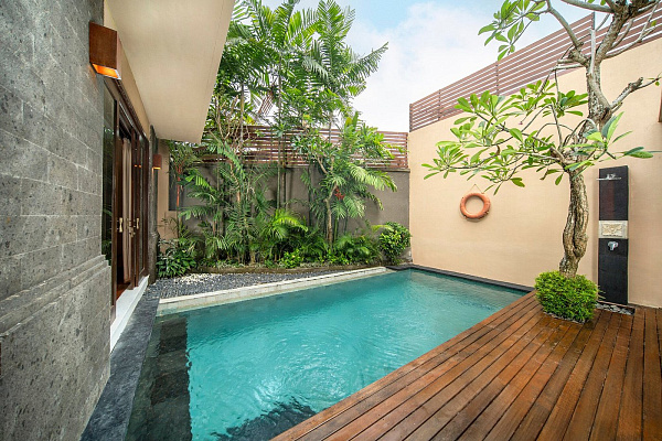 Canggu Circle 5*
