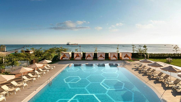 CROWNE PLAZA ISTANBUL FLORYA