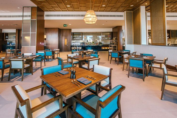 Crowne Plaza Muscat Oman Convention & Exhibition Centre