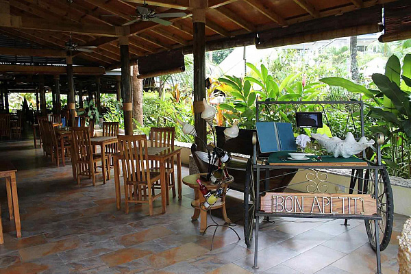 Chateau St Cloud (La Digue)