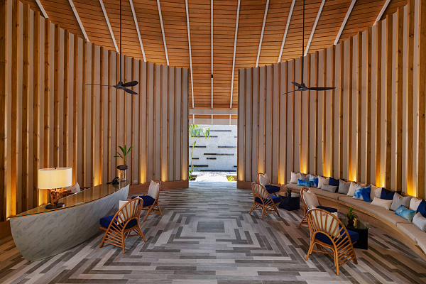 Emerald Faarufushi Resort & Spa Emerald Faarufushi Resort & Spa