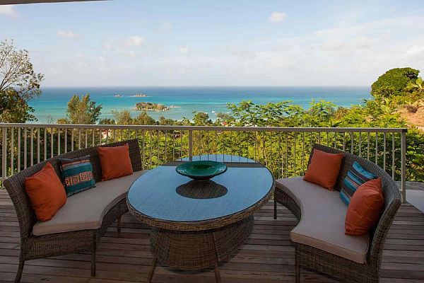 Le Duc de Praslin (Praslin)