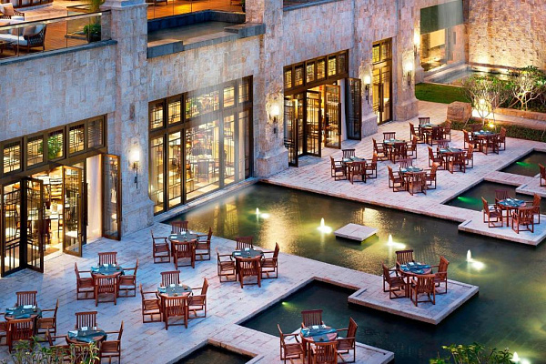 The St. Regis Sanya Yalong Bay Resort