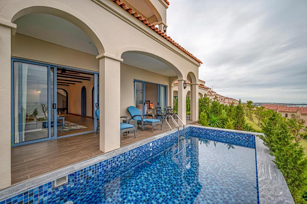 Centara Mirage Resort Mui Ne