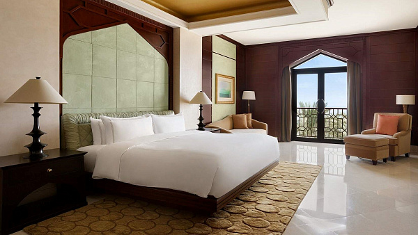 Shangri-La Al Husn Resort And Spa