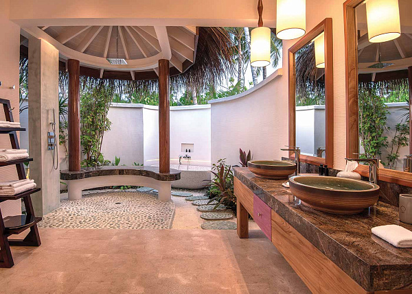 OBLU SELECT at Sangeli