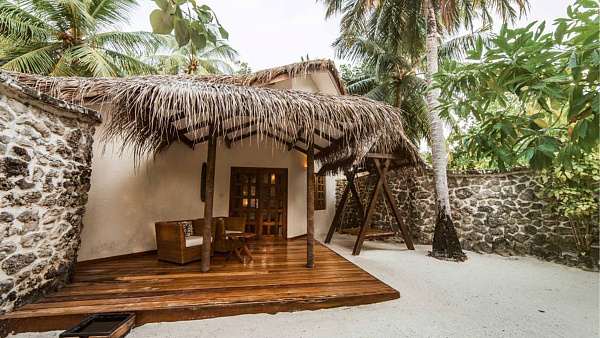 NAKAI Maayafushi Resort