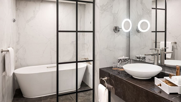 Paramount Hotel Dubai