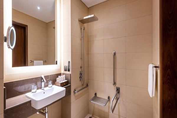 Crowne Plaza Muscat Oman Convention & Exhibition Centre