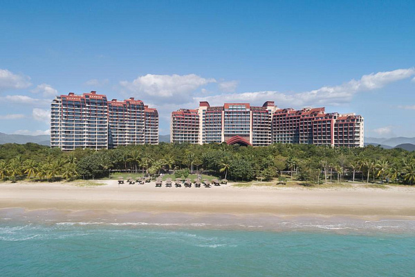 Pullman Ocean View Sanya Bay Resort & Spa