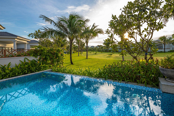 Melia Vinpearl Cam Ranh