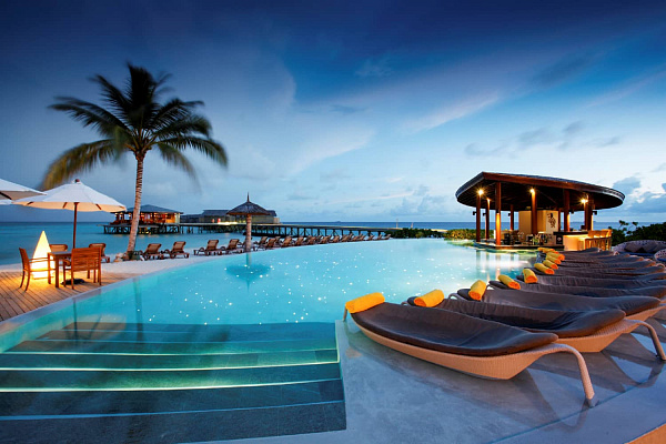 Centara Ras Fushi Resort&Spa Maldives