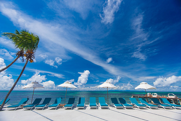 The Coco de Mer Hotel & Black Parrot Suites