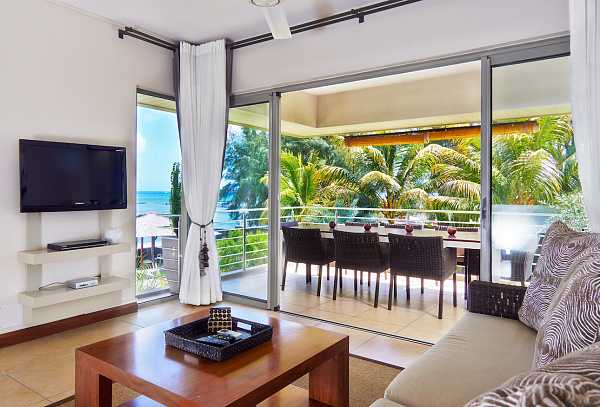 Bon Azur Suites & Penthouses