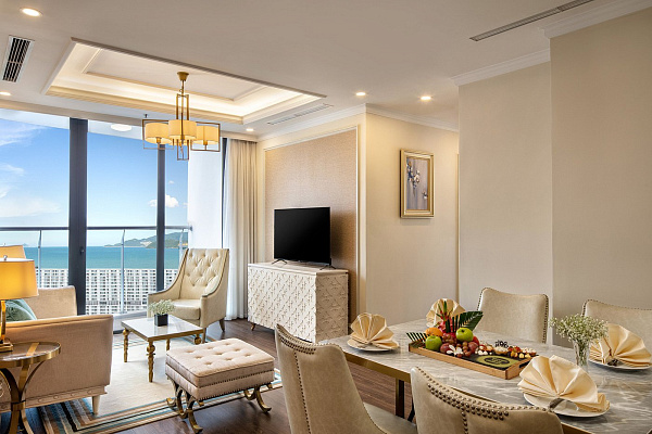Melia Vinpearl Nha Trang Empire