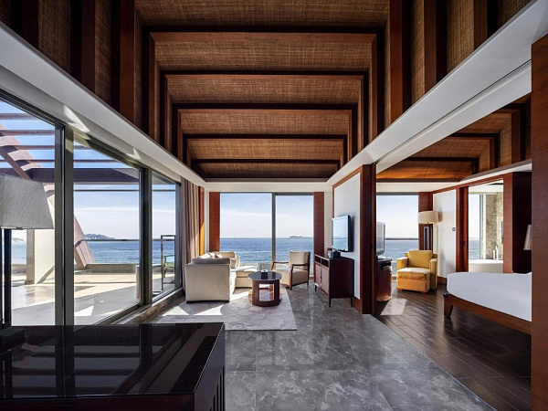 Pullman Ocean View Sanya Bay Resort & Spa