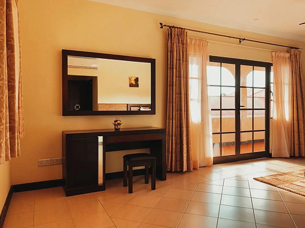 The Oasis Hotel Restaurant & Spa