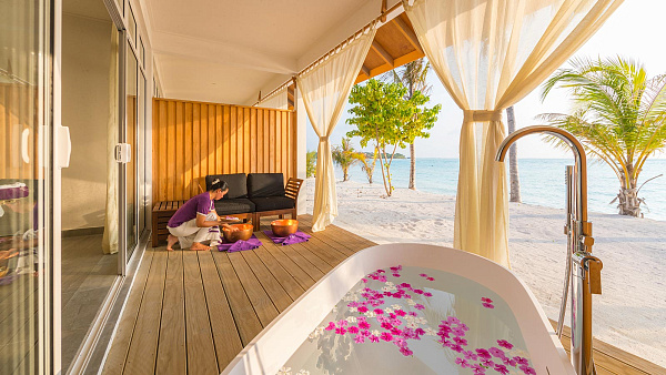 Innahura Maldives Resort