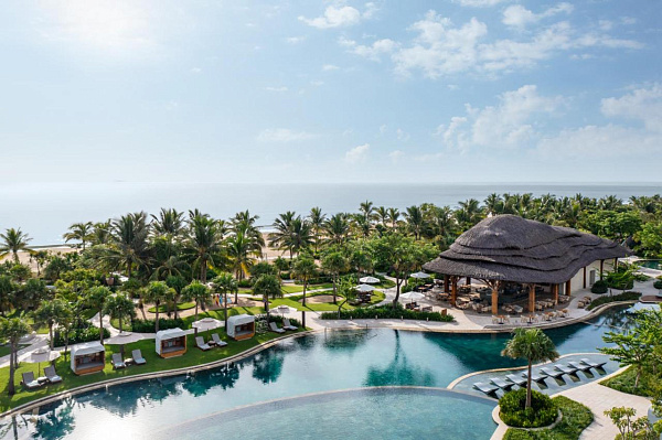 New World Hoiana Beach & Resort