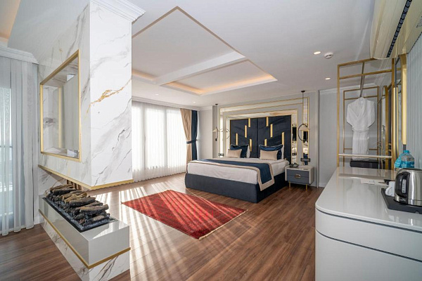 The Byzantium Hotel & Suites