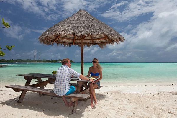 Veligandu Island Resort & Spa