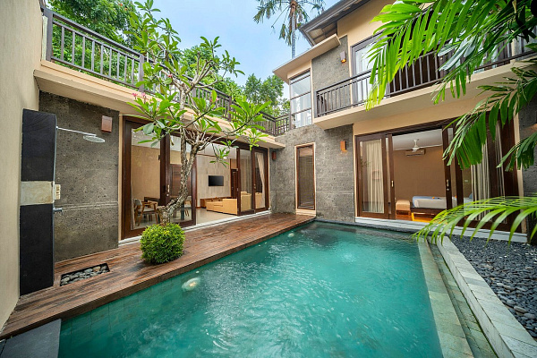 Canggu Circle 5*