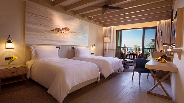 Saadiyat Rotana Resort Villas