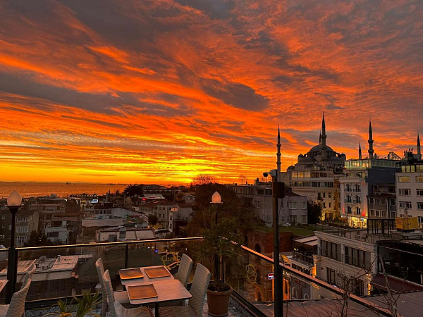 The Byzantium Hotel & Suites