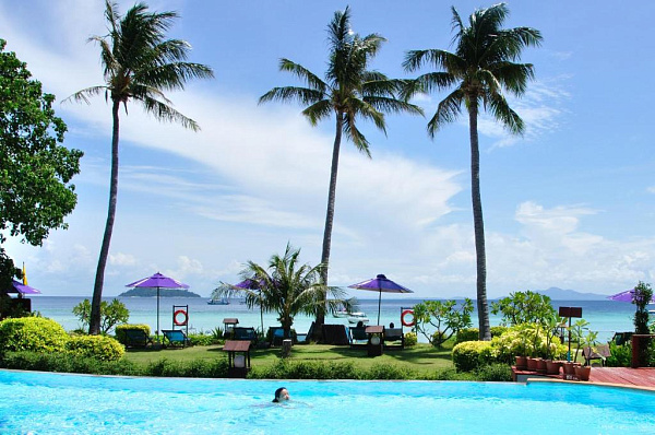 P.P. Erawan Palms Resort