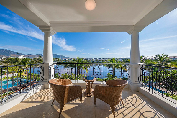 Melia Vinpearl Cam Ranh