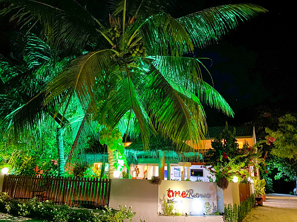 TME Retreats Dhigurah Guest House