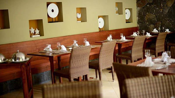 Sunrise Attitude (ex. Emeraude Beach Attitude)