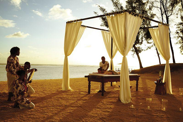 Shanti Maurice Resort & Spa