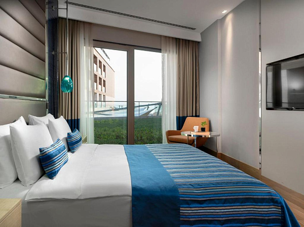 CROWNE PLAZA ISTANBUL FLORYA