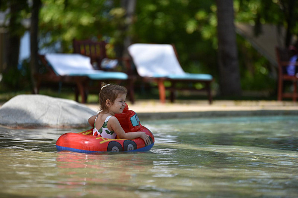 Villa Park (Sun Island)