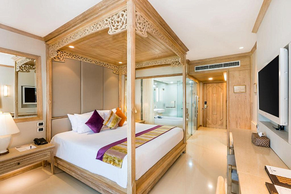 Royal Cliff Beach Terrace