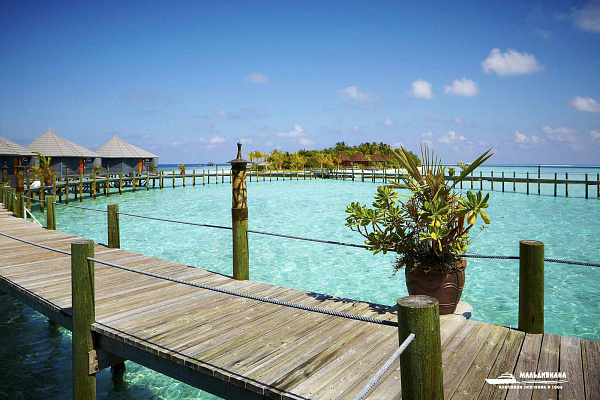 Komandoo Island Resort & Spa Komandoo Island Resort & Spa