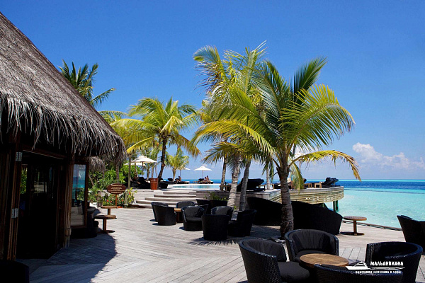 Komandoo Island Resort & Spa Komandoo Island Resort & Spa