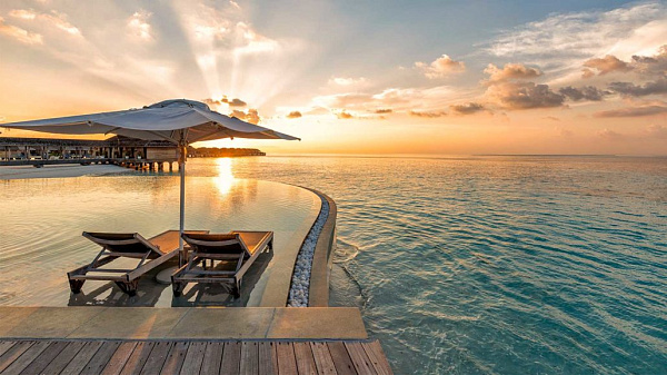 Hurawalhi Island Resort, Maldives Hurawalhi Island Resort, Maldives